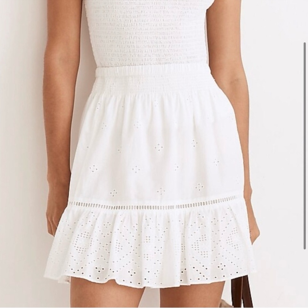 NEW with tags Madewell Embroidered Smock Waist Mini Skirt. 100% cotton.